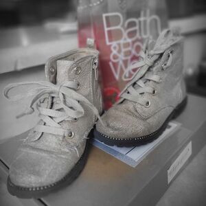 Cynthia Rowley Kids Shimmering Silver Boots